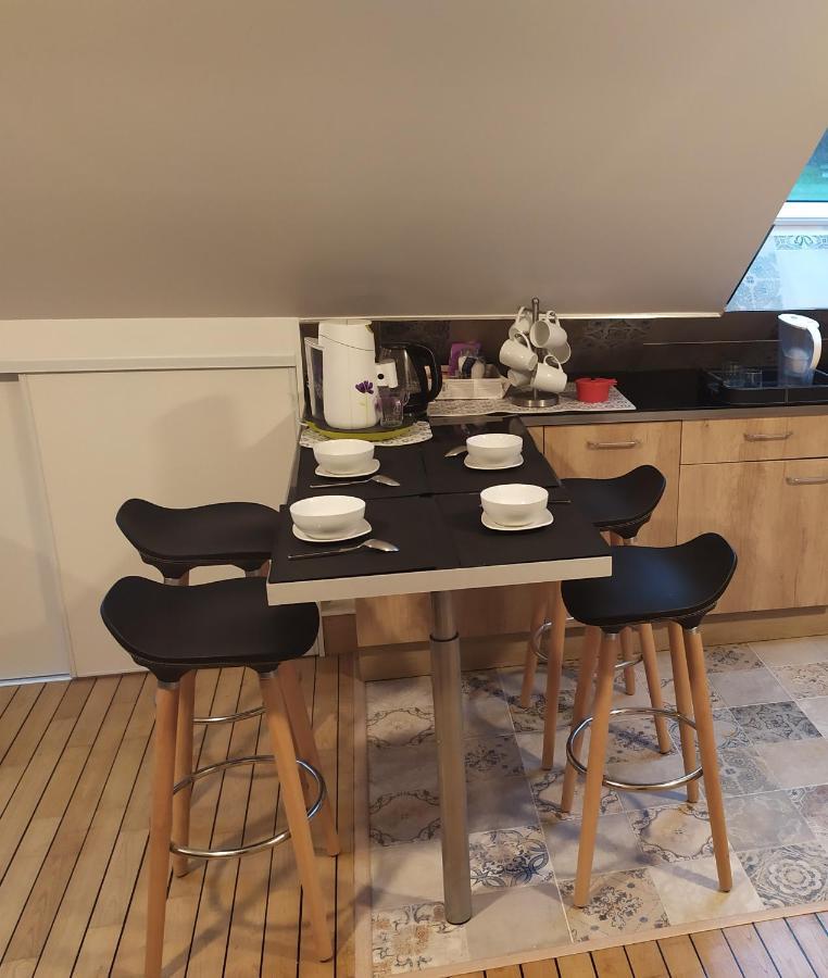Logement Atypique Bien Etre Au Coeur De La Nature Quimper Ngoại thất bức ảnh